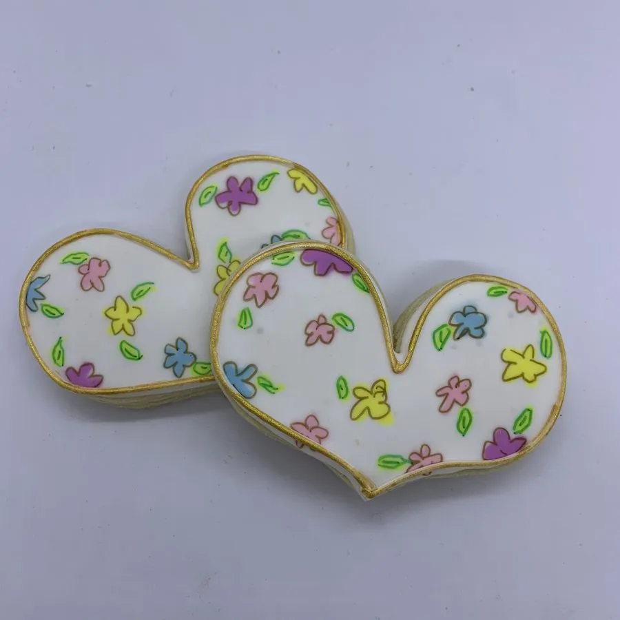 Heart cookies with hand-painted flowers